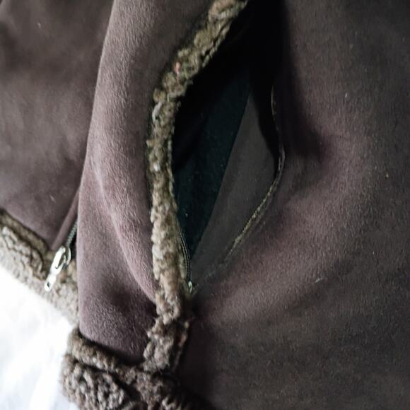 L.L.Bean Women's Med Brown Faux Suede Sherpa Lined Embellished Jacket Easy Care - Picture 11 of 16